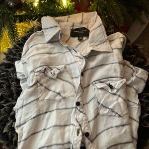 Romeo and Juliet couture button up